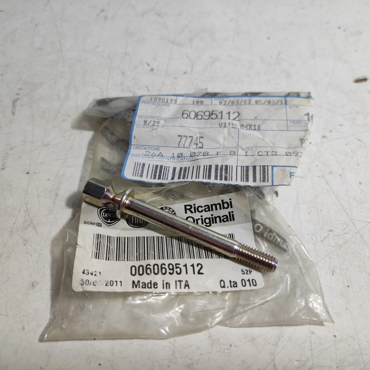 Screw Shaft Control Steering Alpha 159 - Brera - Spider Original 