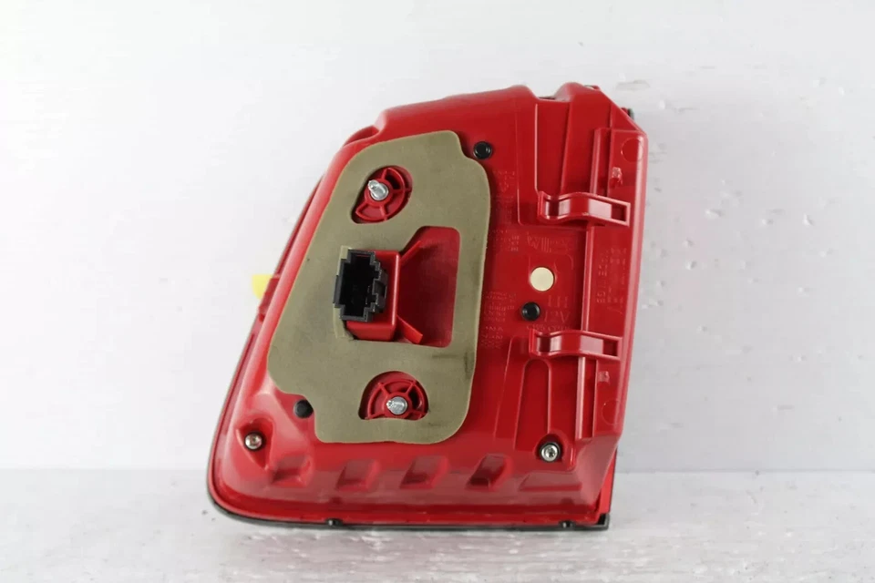 Luz trasera LED lateral izquierda Bentley Bentayga 2016-2020 OEM 36A945093E Foto 4 de 4