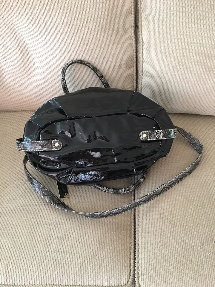 Women's MARC FISHER Black & Gold Patent Handbag Cinch Purse  Unique - Image 3 of 4