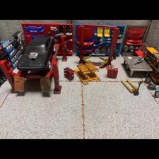 Diorama 1/64 Car Garage Lifter Model Repair Workshop Accessories Props Display