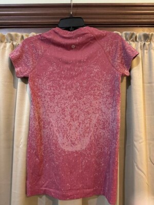 Lululemon Lulu Swiftly Tech SS Shirt Gradient Block Pomegranate  display picture 1
