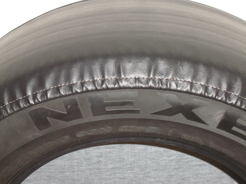 Сделанный в США SpareCover® 33 дюйма серия BLAK - тяжелый виниловый чехол для шины Dodge Raider V6 - Изображение 4 из 4