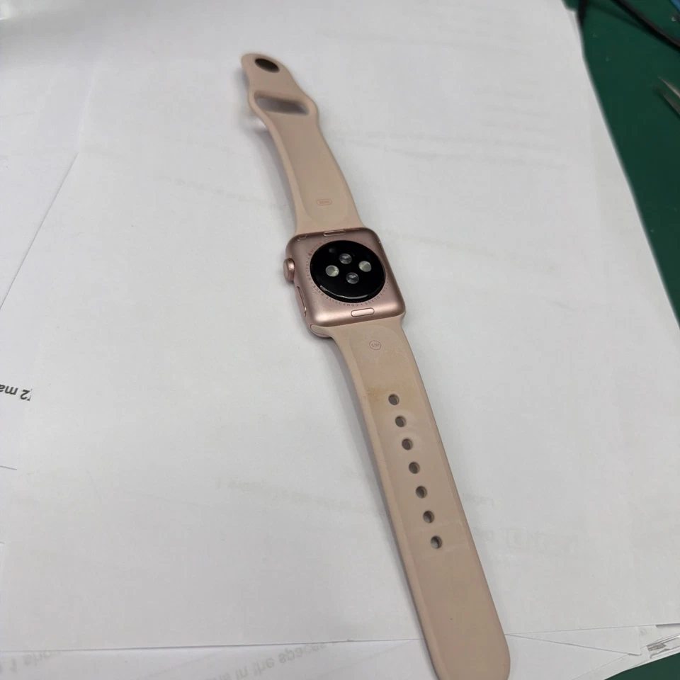 Apple Watch Series 1, photo 2 of 2