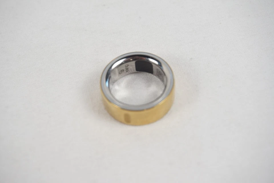 Oura Ring 4 Smart Ring Activity Tracker in Gold - Size 6 - (JZ90-54216-06) - Image 4 of 4