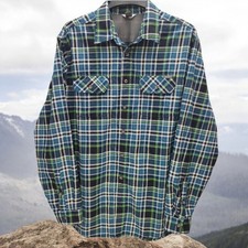 Eddie Bauer Button Up Shirt Mens XL Tall Green Blue Plaid Long Sleeves Casual