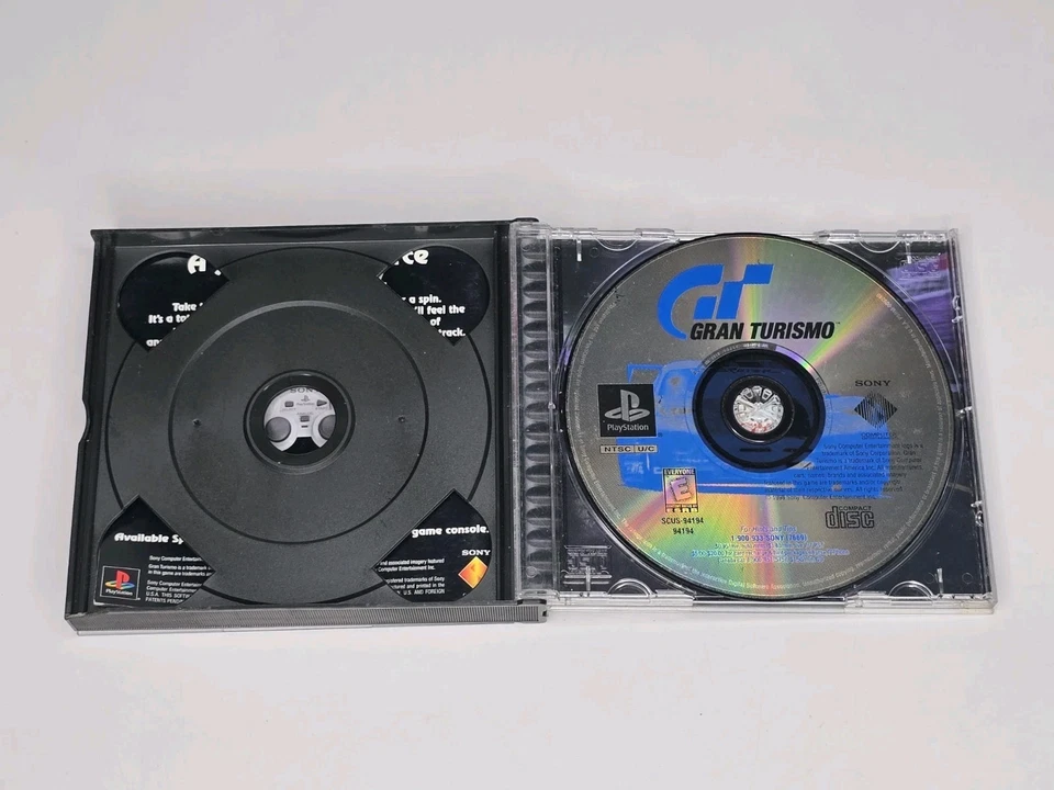 Gran Turismo PS1 PlayStation 1 Etiqueta Negra CIB Completo con Manual Foto 3 de 4