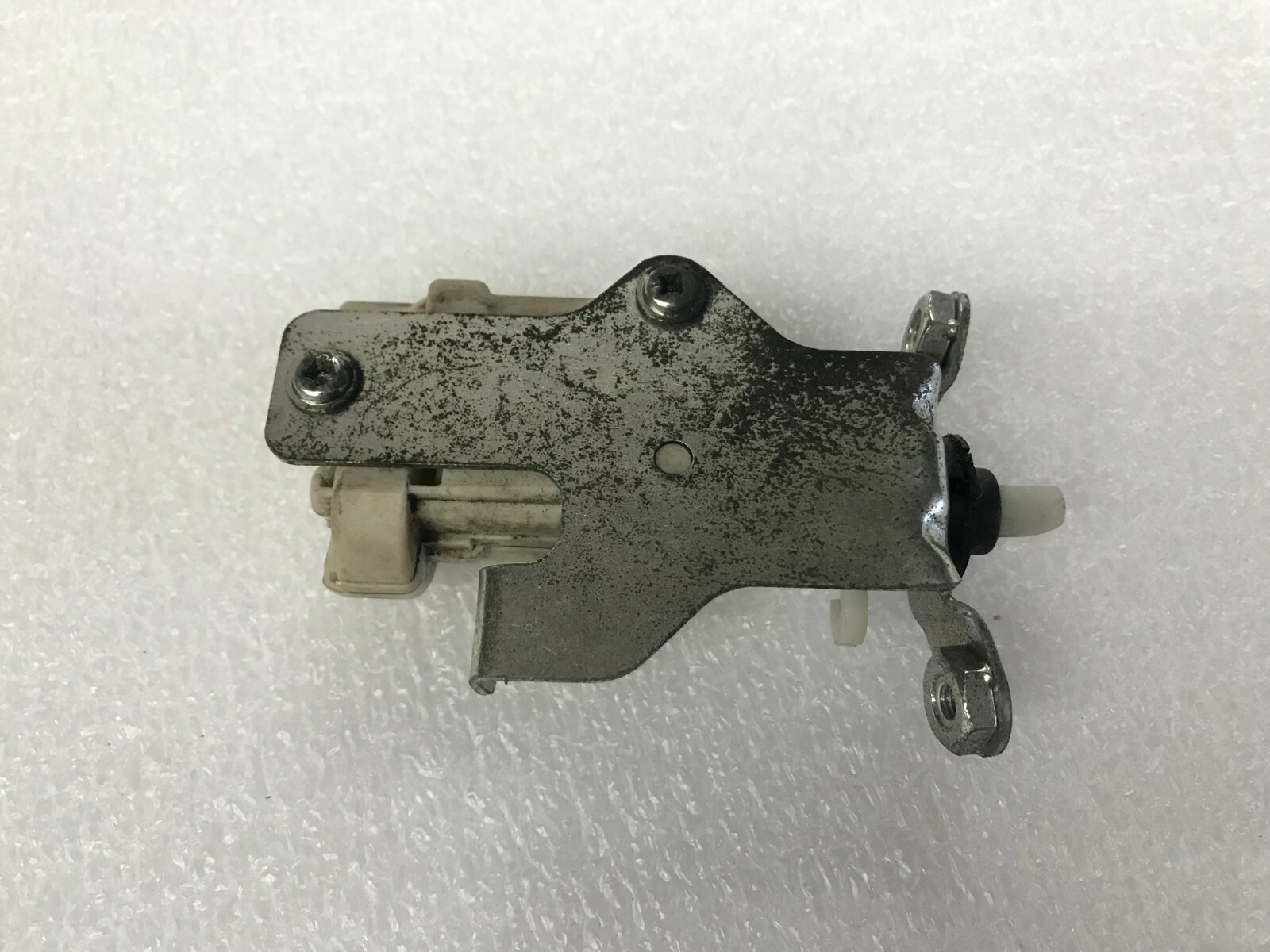 FERRARI 488 GTB SPIDER PISTA GAS FUEL FILLER FLAP ACTUATOR OEM 85143200