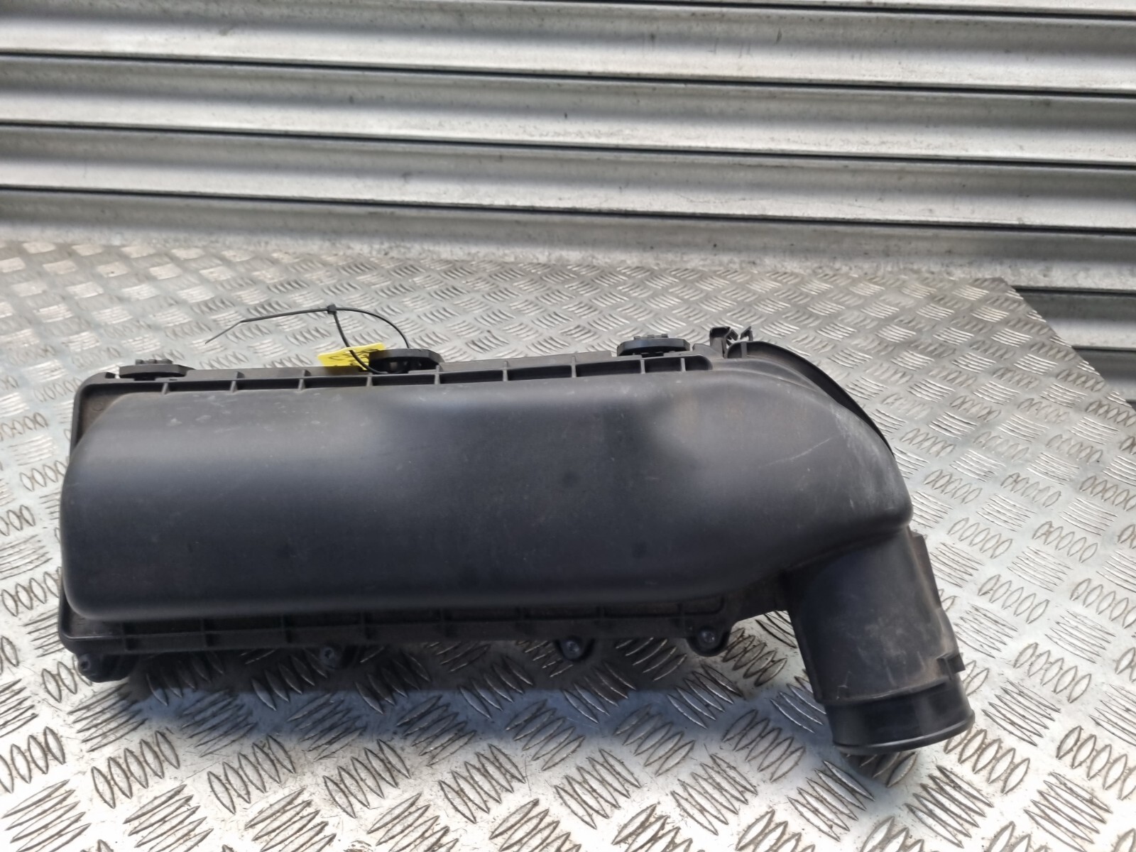 PEUGEOT 207CC AIR FILTER HOUSING BO.6 TURBO PETROL THP 757669180 