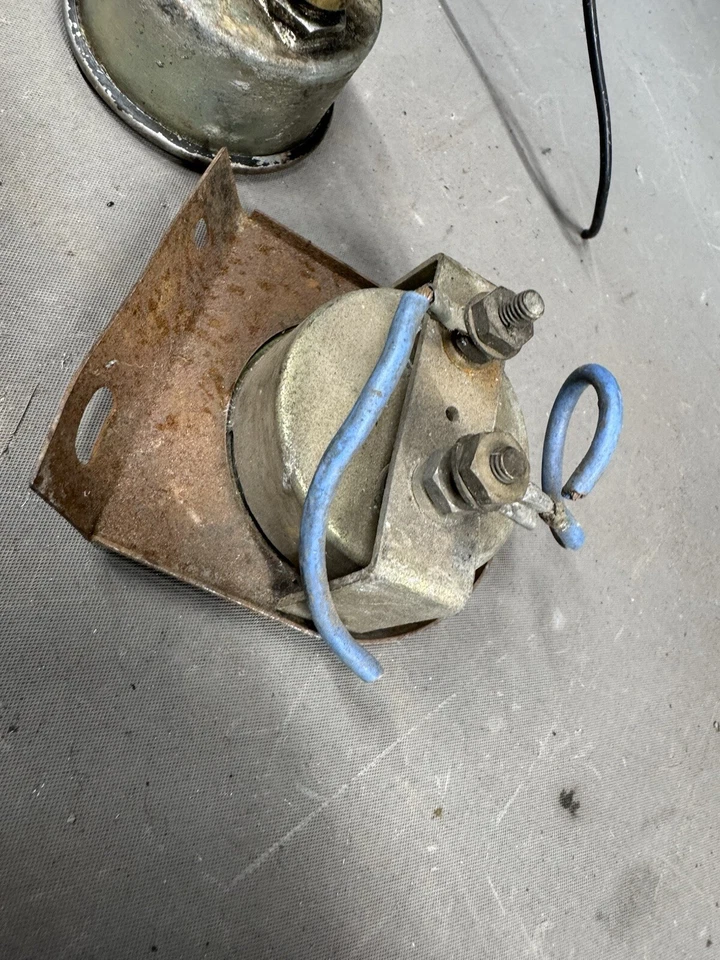 Винтажный датчик давления масла Amp Volt Altn для дрэг-рейсинга крысы хот-рода Ford Chevy - Изображение 4 из 4