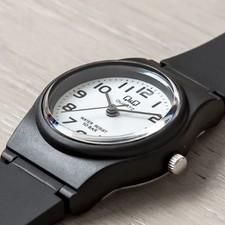 CITIZEN Q Q VP47J005Y Ladies Watch 110 170mm 10BAR Water Resistant Slim