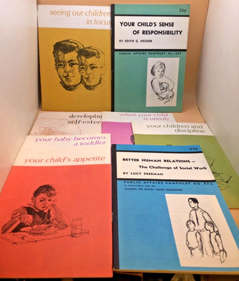 OLD VINTAGE CHILD REARING PAMPHLETS LOT OF 8 BOOKLETS PARENTING 50S 60S