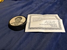Buffalo Sabres Gilbert Perreault  Photo Red  Signature autographed Puck With COA