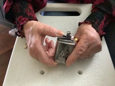 Beautiful Vintage Heavy Gas Table Lighter, Nude