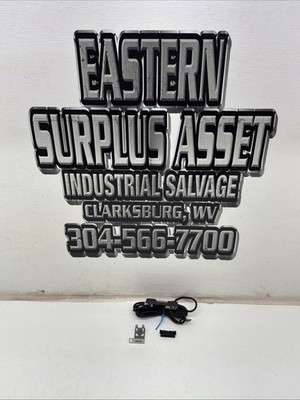 Keyence FS-V31 Digital Fiber Optic Sensor Amplifier NIB