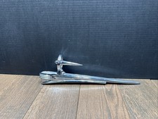 Vintage 1940s Buick Bullseye Hood Ornament Vintage 1940s Buick Bullseye Hood Ornament
