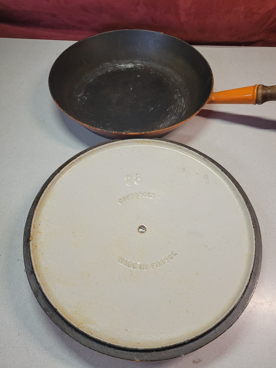 LE CREUSET #26 Cast Iron Orange Enamel Wood Handle Skillet Pan w