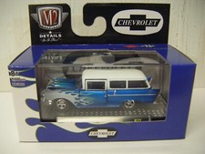 M2 Machines Auto-thentics Rel72 Chevy Fuel-injection 1957 Chevy 150 Handyman Sw