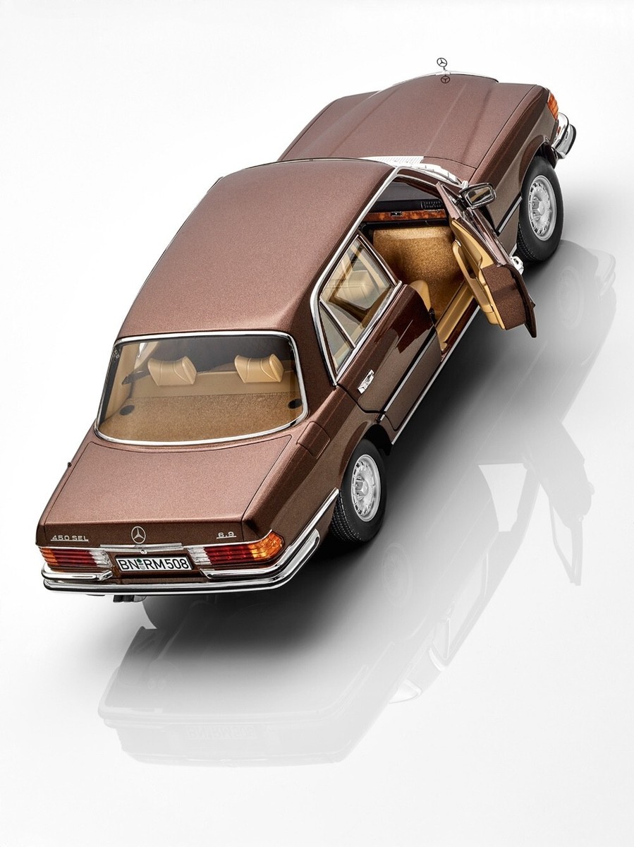 Genuine Mercedes-Benz 1:18 450 SEL 6.9 W116 Milan Brown B66040643