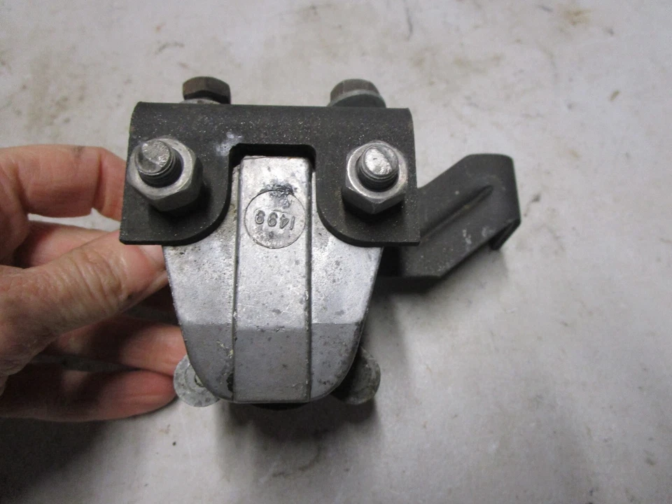 Vintage 73 Arctic Cat Cheetah 440 Snowmobile Brake Caliper 0110-473 - Image 2 of 4