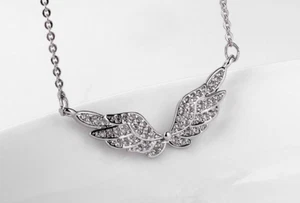 Silver Lovely Angel Wing Pave Collier pendentif Cubic Zirconia
