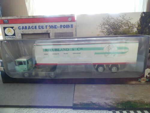 Camion Américain N°16 Ford Aeromax Semi-remorque 1990 - Altaya 1/43 - Occasion