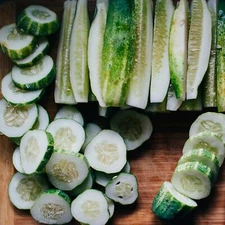 Cucumber - Homemade Pickles (Pickler Cucumbers)