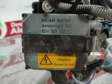 Feu avant (phare) Lancia THESIS