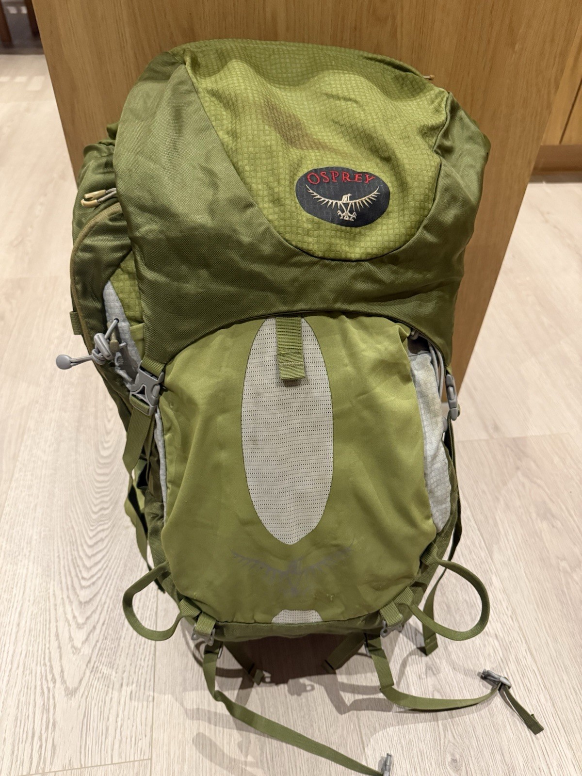 Mochila de Senderismo Osprey Atmos 50L Airspeed Verde H20 Cordura GRANDE