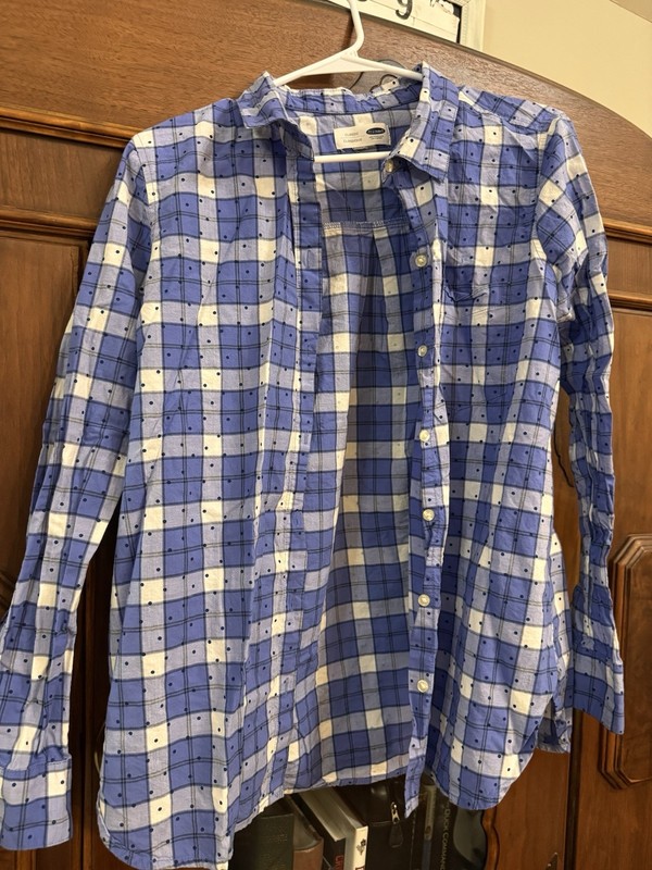 Old Navy Men's Classic Fit Blue/White Check Woven Long Sleeve Point Collar