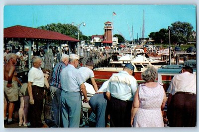 1960 Belmar New Jersey NJ Vintage Postcard Watching Boats Dock After Day's Catch