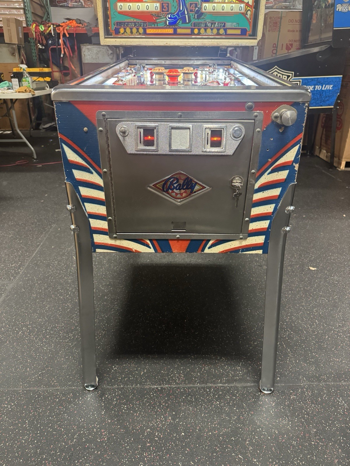 1976 CAPTAIN FANTASTIC AND THE BROWN DIRT COWBOY PINBALL MACHINE FULLY REFURBISH