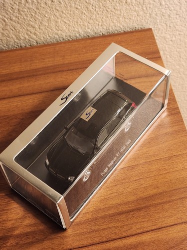 Spark 1:43 Dodge Magnum RT HEMI 2005 Diecast Model Car Black – Minimax S0632 - Picture 4 of 6