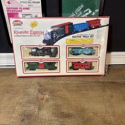 Model  Power - Riunite Express Electric Train Set 1024 - HO Scale