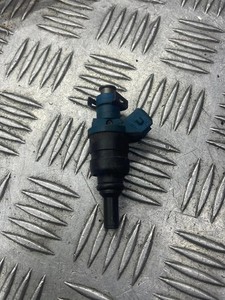 VW GOLF IV 1J1 Einspritzdüse 058133551F 1.90 Diesel 85kw 2000 30680453