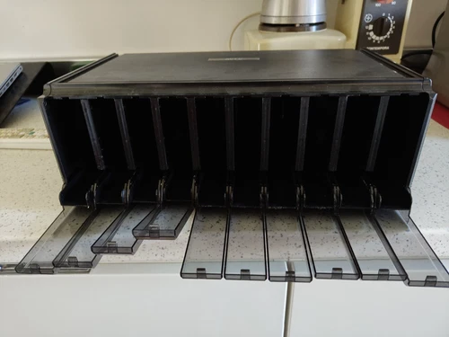 3 contenitori/espositori cassette VHS a 10 scomparti - Foto 2 di 7