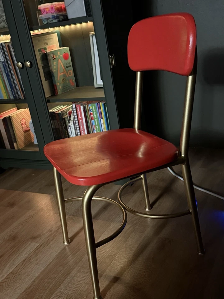 Sillas escolares Heywood Wakefield raras rojas con metal dorado y madera Foto 2 de 4