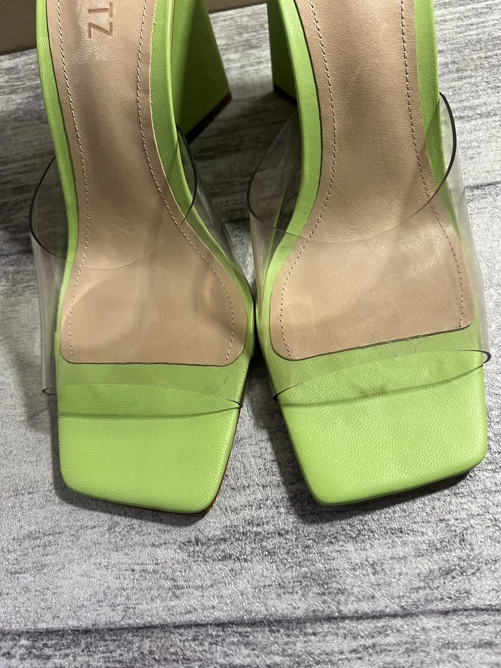 Sandalia Schutz Lizah Vinilo Verde Lima Talla 9.5B Cuero Mula Transparente Superior Foto 4 de 4