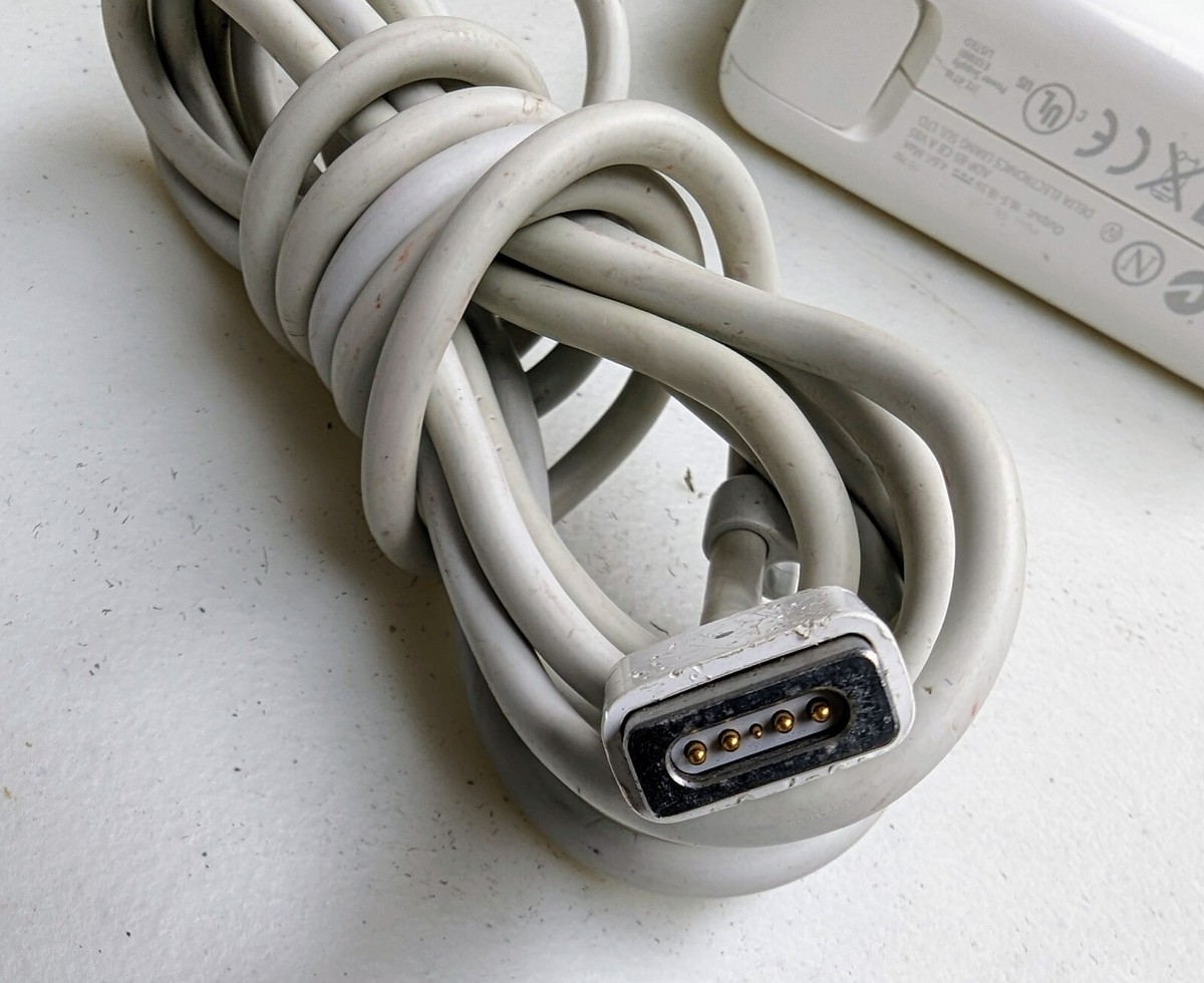 Apple MagSafe 85W Power Adapter #A1222 for MacBook Pro | eBay