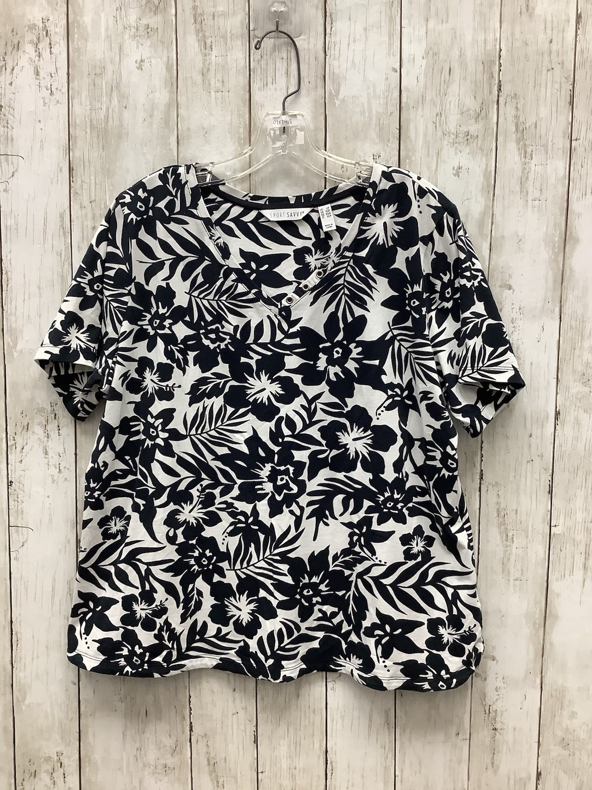 Sport Savvy Large Petite Black White Floral V-Neck Top Short Sleeve Grommet Tee