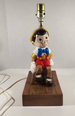 SANTMIRE MOLD 1126 WALT DISNEY PROD 1977 PINOCCHIO LAMP 