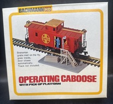 Bachmann Operating Caboose with Pick-Up Platform HO 1:87 Scale