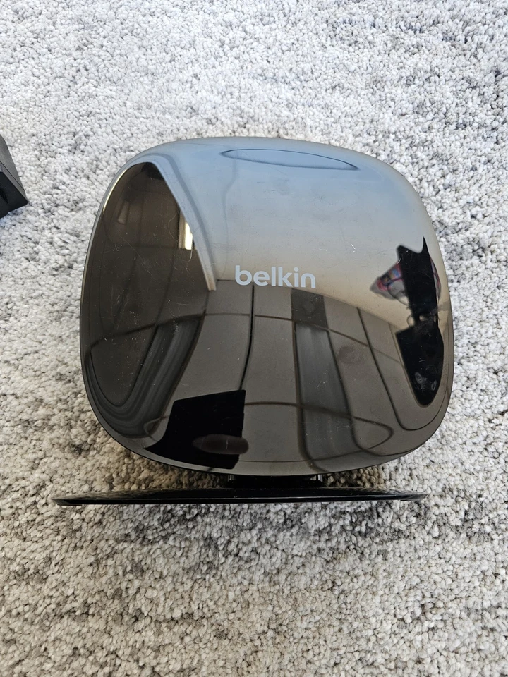 Belkin AC1600 Dual-Band AC Gigabit Wi-Fi Router (F9K1119 v2) - Image 2 of 4