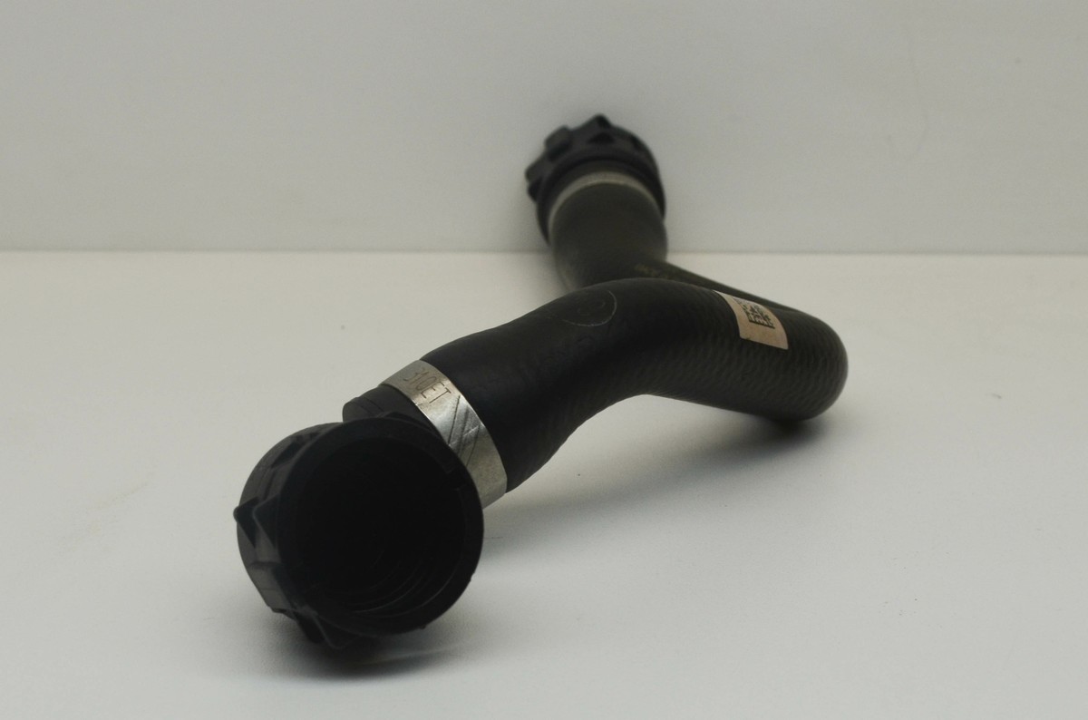AUDI A4 Avant 2013 Genuine Water Coolant Pipe Hose OEM 8K0819334AJ 
