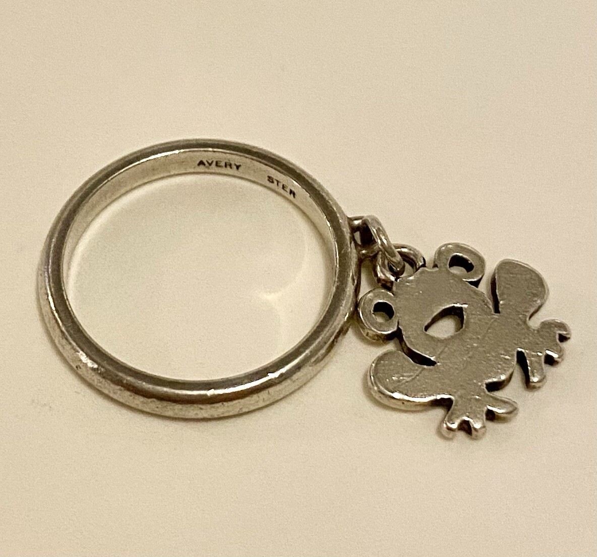 James Avery Retired Dangle Flat Frog Ring Size 4.… - image 3