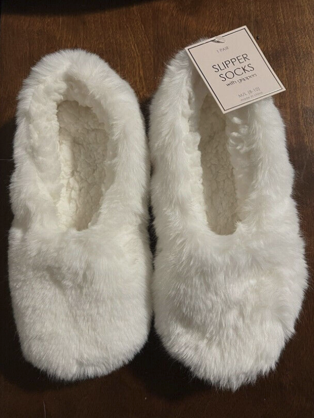 Womens Zebra Ivory Faux Fur Cozy PullOn Slipper Socks Med/Large (8