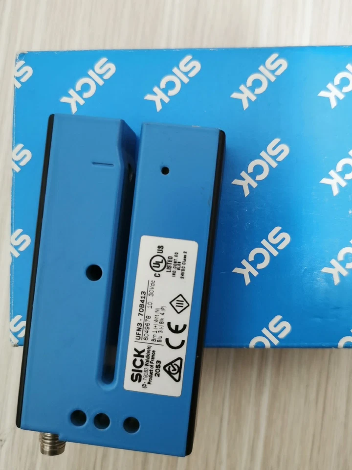 1PC Brand New SICK UFN3-70B413 Ultrasonic Notch Sensor FedEx or DHL or UPS - Image 2 of 4