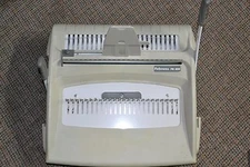 Fellowes PB400 Punch Comb Binding Combo Machine