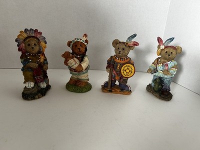Vtg K's Collection Lot of 4 Resin Indian Native American Bears 5'' Tall