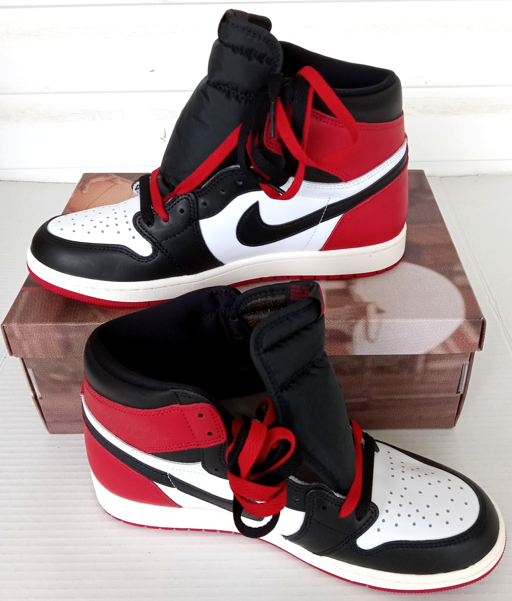 Sz 10 Air Jordan 1 High OG Mens Black Toe Reimagined Shoes  display picture 1