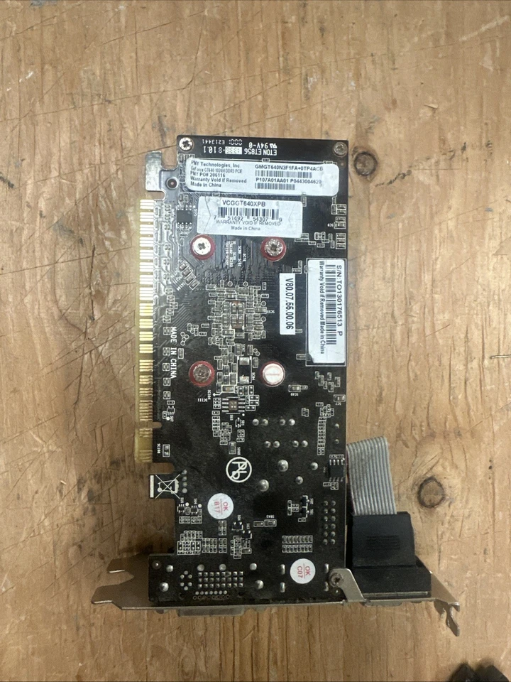 PNY Nvidia GeForce GT 640 1GB DDR3 HDMI DVI VGA PCIe 3.0 x16 VCGGT640XPB Card - Image 2 of 2